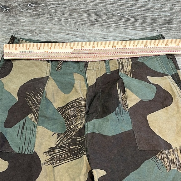 LEVI'S MADE & CRAFTED Olive Camouflage Linen Casual Pants - Picture 5 of 8